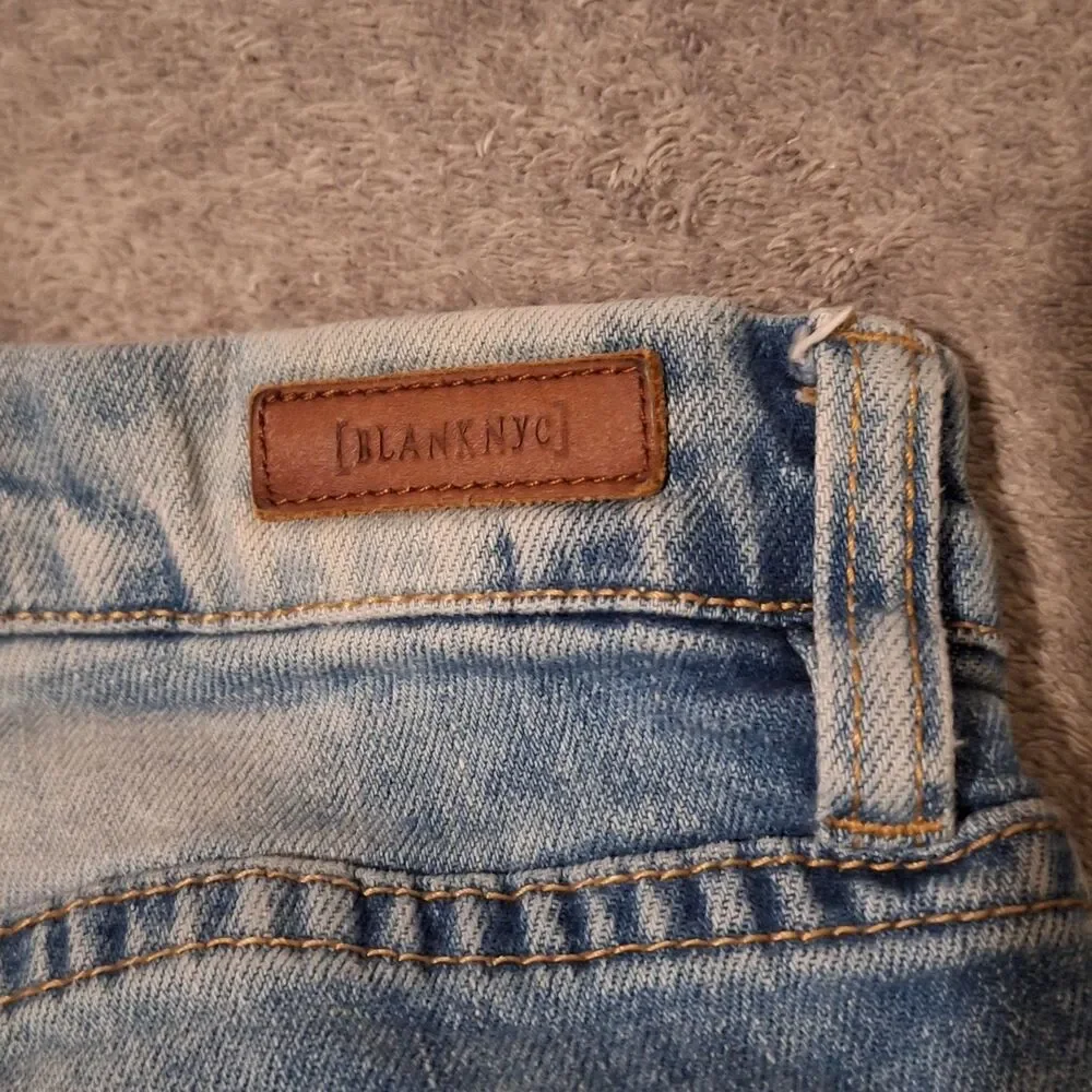 Blank NYC Jeans Women 26 Blue Skinny Distressed Whiskered Stretch Denim Faded - Picture 2 of 11